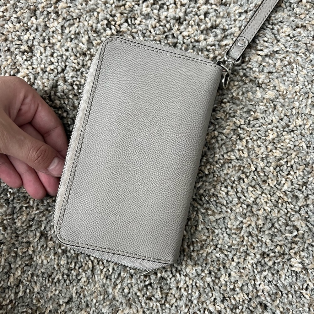 Michael Kors Wristlet Wallet